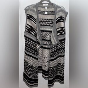 Dress Barn Monochrome Geometric Cardigan